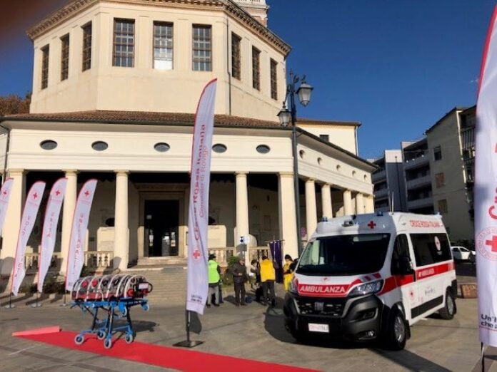 Ambulanza con biocontenimento