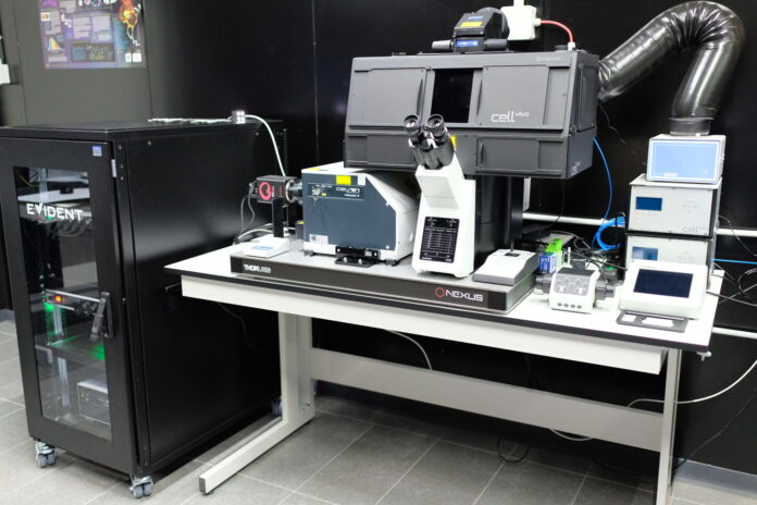 MIcroscopio Confocale_IRP_25_08_025-2