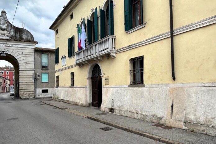 Palazzo-Casalini-sede direzionale di Rovigo Bvr Banca Veneto Centrale