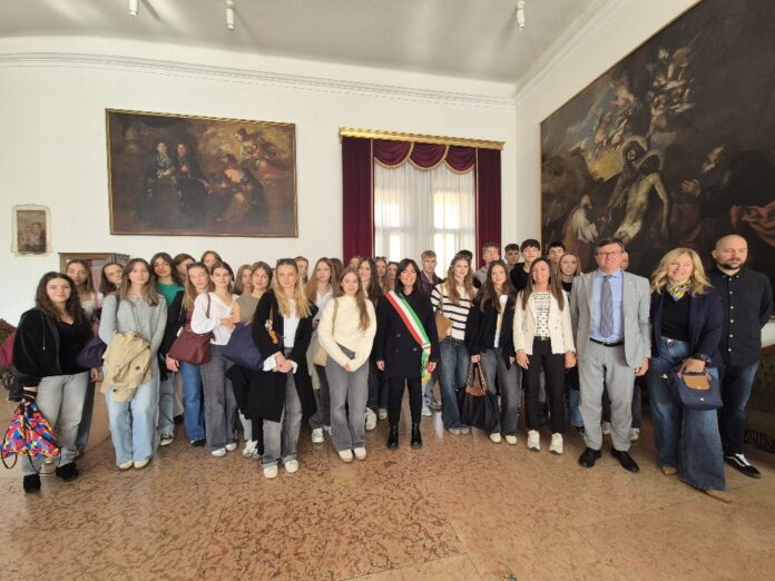 scolaresca di Zagabria a palazzo Nodoari 2