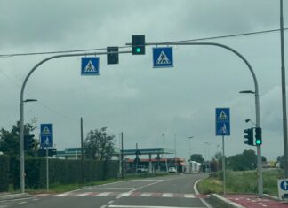 Nuovo semaforo a Sant’Apollinare: più sicurezza per ciclisti e pedoni