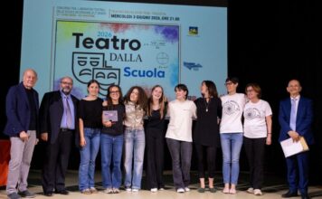 Teatro Dalla Scuola 2026: trionfa il Liceo Brocchi di Bassano con la “Mostellaria” di Plauto