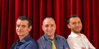 Tre professori precari salgono sul palco: ad Arquà Polesine la scuola diventa una commedia